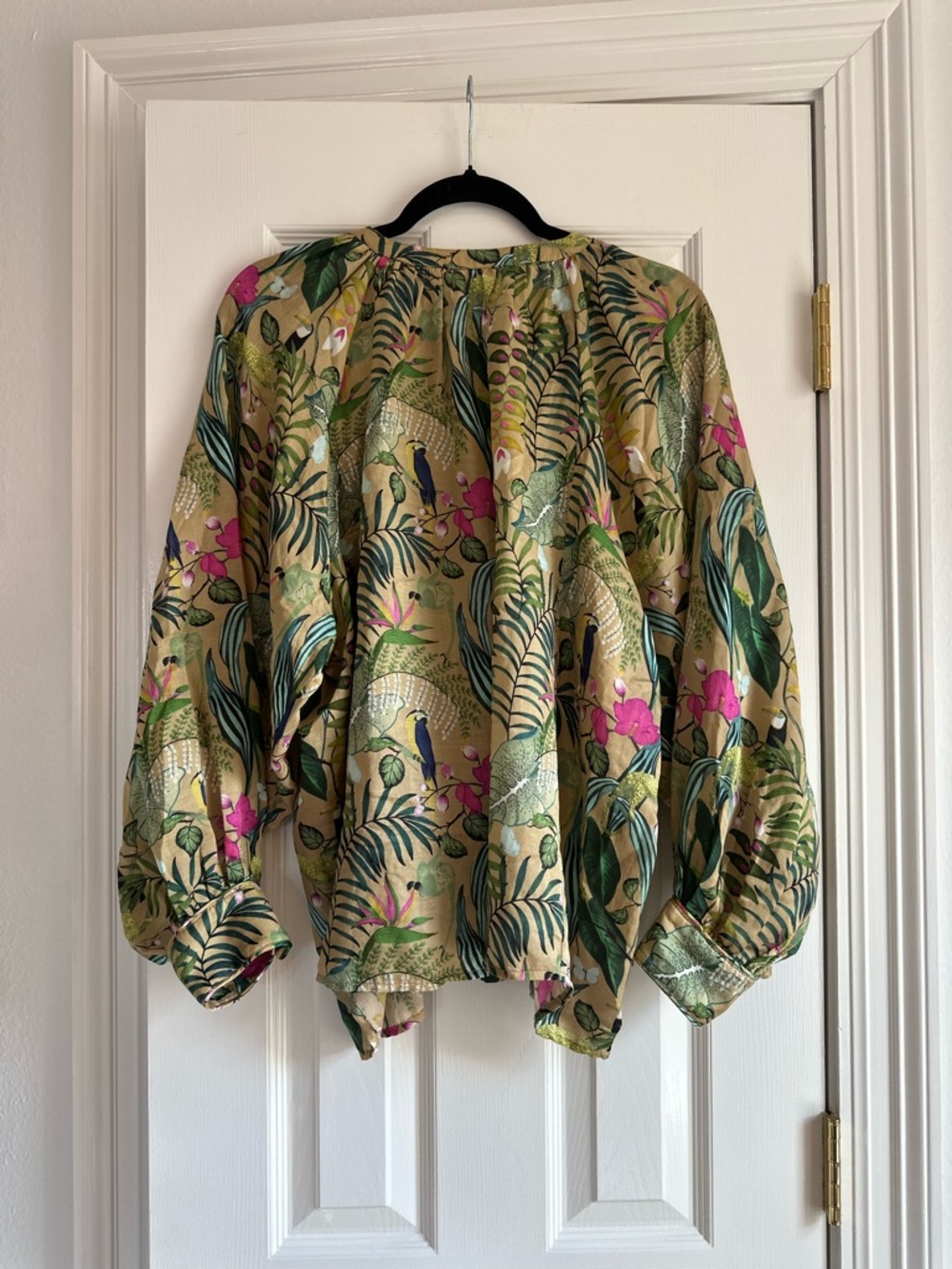 Roller Rabbit Tropical Pattern Button Down Blouse Size Medium-perfect condition - Picture 3 of 7